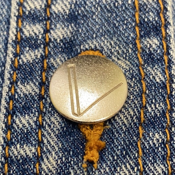 V Christina Women's Medium Blue Southwestern Influenced Jean Jacket - Picture 10 of 10